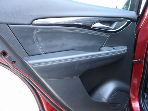 Used 2023 Buick Envision Preferred image 17