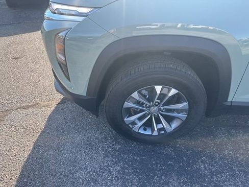 New 2026 Chevrolet Equinox LT image 10