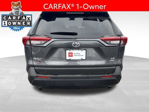 Certified 2022 Toyota RAV4 LE image 5