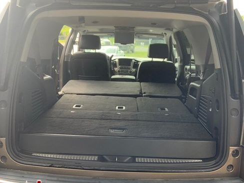 Used 2016 GMC Yukon Denali w/ Open Road Package AWD/4WD image 19