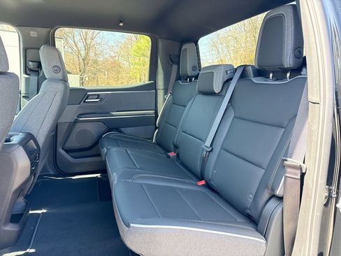 New 2026 GMC Sierra EV Elevation image 21