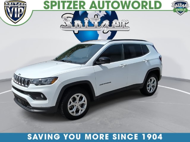 Used 2024 Jeep Compass Latitude AWD/4WD image 6
