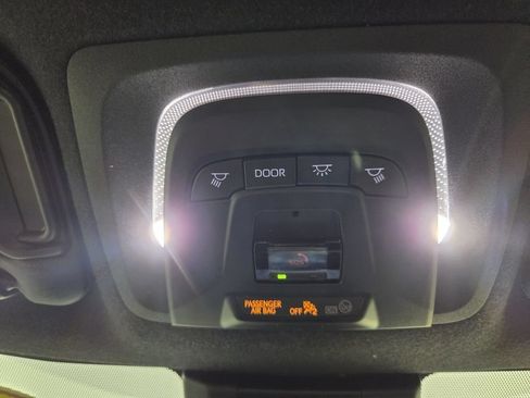 Used 2025 Toyota Corolla FX w/ Convenience Package FWD image 17