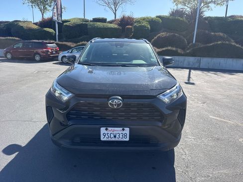 Used 2025 Toyota RAV4 XLE FWD image 2