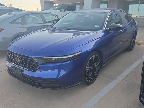 Used 2025 Honda Accord Sport image 26