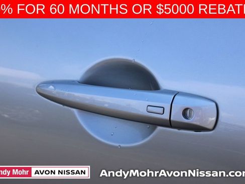 New 2025 Nissan Pathfinder SL image 9