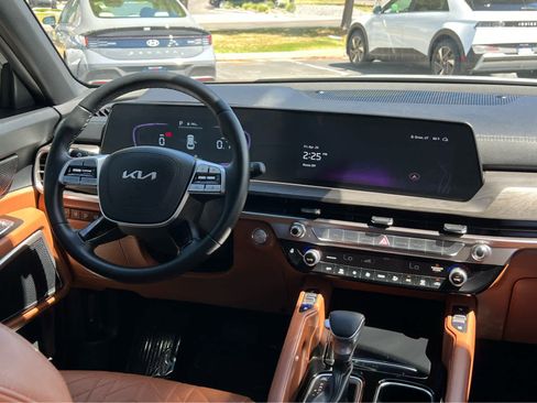 Used 2025 Kia Telluride EX X-Line AWD/4WD image 19