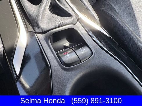Used 2024 Toyota Corolla Cross XLE w/ Convenience Package FWD image 21