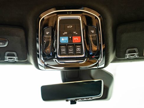 Used 2022 Jeep Grand Cherokee Summit AWD/4WD image 42