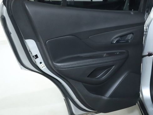 Used 2019 Buick Encore Preferred image 13