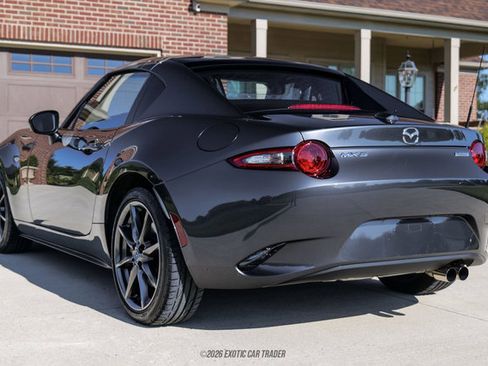 Used 2017 MAZDA MX-5 Miata RF Grand Touring RWD image 16