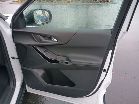 New 2026 Chevrolet Equinox LT w/ Convenience Package II image 20