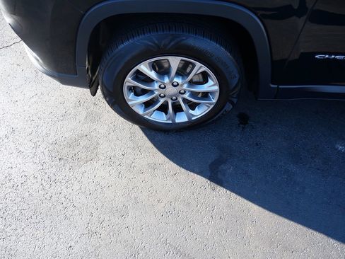 Used 2019 Jeep Cherokee Latitude Plus w/ Cold Weather Group image 36