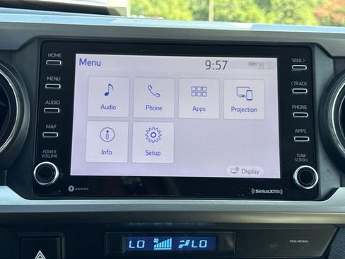 Used 2022 Toyota Tacoma SR5 RWD image 16