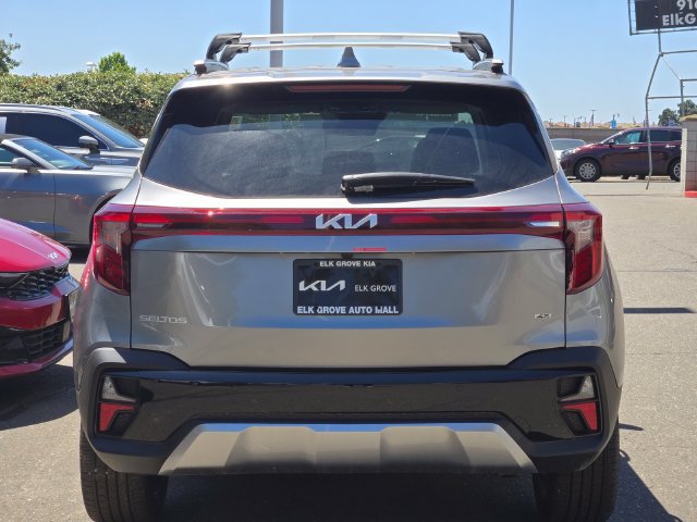 New 2026 Kia Seltos SX AWD/4WD image 6