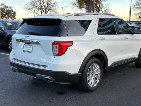 Used 2022 Ford Explorer Limited w/ Equipment Group 301A image 8