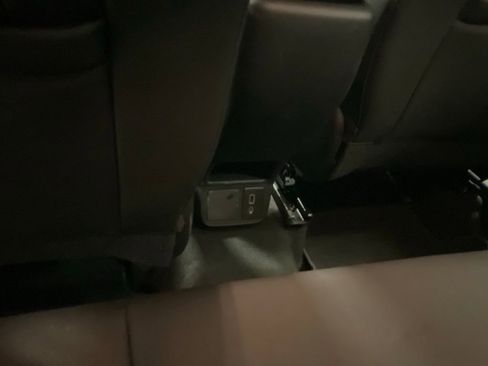 Used 2024 Buick Encore GX Sport Touring image 27