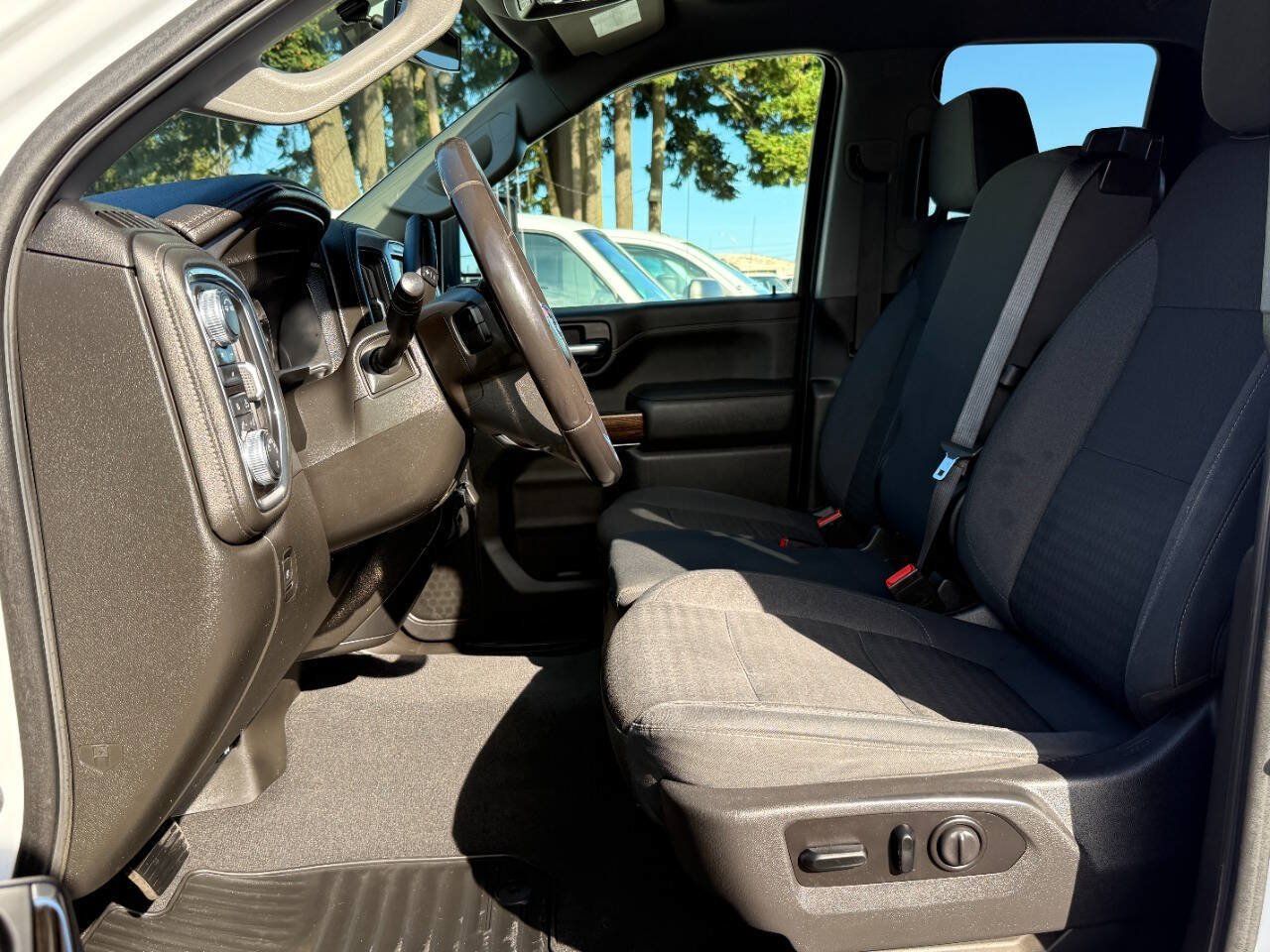 Used 2021 GMC Sierra 3500 SLE w/ SLE Convenience Package AWD/4WD image 23