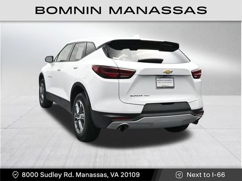 Used 2023 Chevrolet Blazer LT AWD/4WD image 3