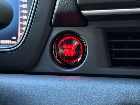 Used 2026 Honda Pilot Sport image 24