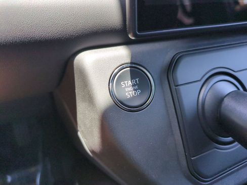 New 2026 Land Rover Defender 130 X-Dynamic SE AWD/4WD image 22
