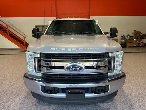 Used 2017 Ford F350 XLT image 10