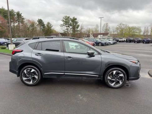 Used 2024 Subaru Crosstrek 2.5i Limited AWD/4WD image 4