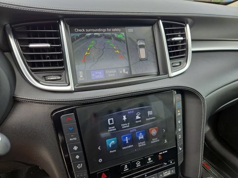 Used 2019 INFINITI QX50 Essential w/ Premium Heat Package AWD/4WD image 8