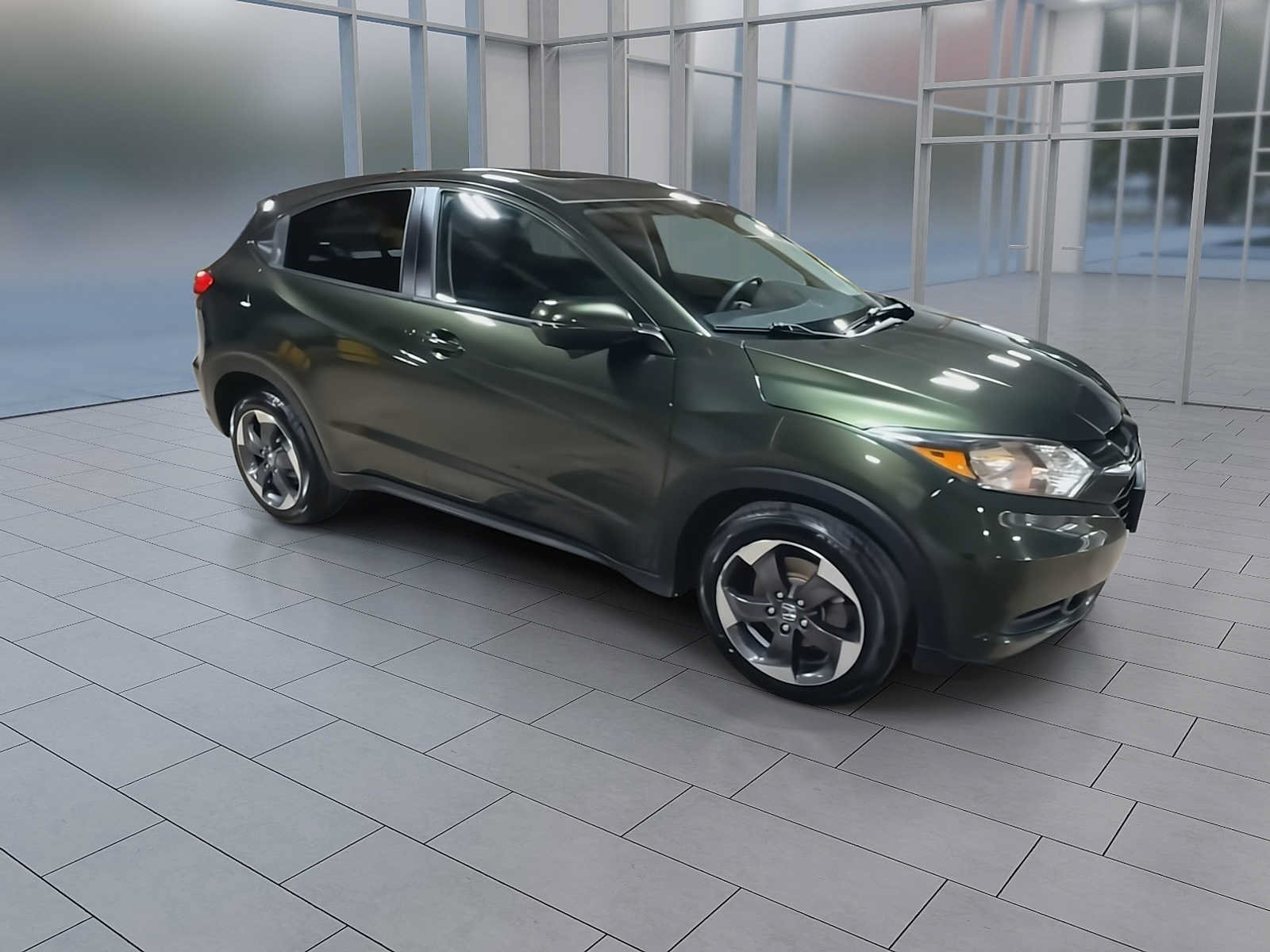 Used 2018 Honda HR-V EX image 2