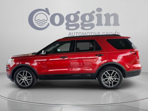 Used 2018 Ford Explorer Sport w/ Ford Safe & Smart Package AWD/4WD image 2