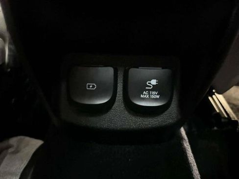 Used 2021 Genesis GV80 2.5T w/ Advanced Package 03 RWD image 43
