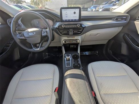 Used 2024 Ford Escape Active image 12
