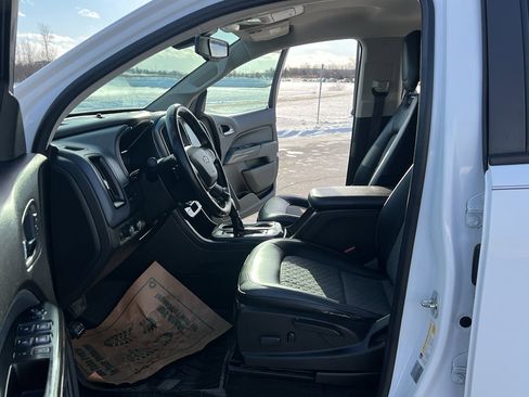 Used 2017 Chevrolet Colorado Z71 image 14