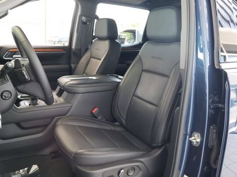 Used 2022 GMC Sierra 1500 Denali RWD image 15