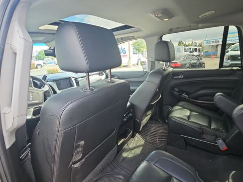 Used 2019 GMC Yukon SLT image 11