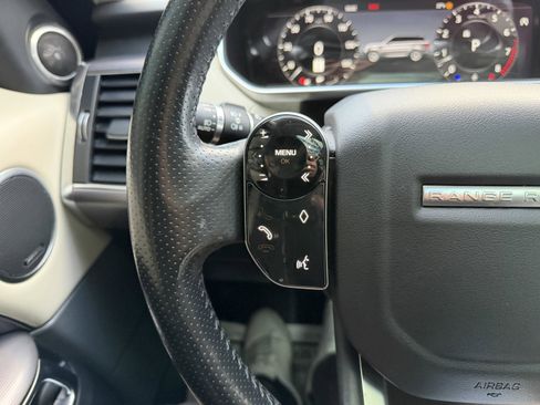 Used 2020 Land Rover Range Rover Sport HSE image 31