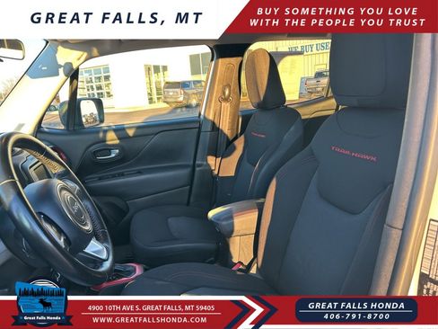 Used 2017 Jeep Renegade Trailhawk image 14