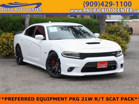 Used 2018 Dodge Charger R/T Scat Pack w/ Dynamics Package RWD image 1