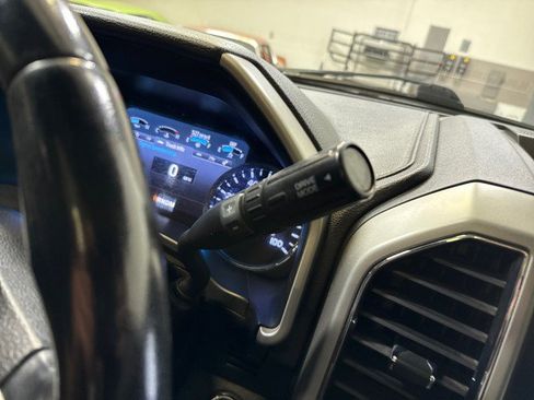 Used 2021 Ford F350 Lariat w/ Lariat Ultimate Package image 34