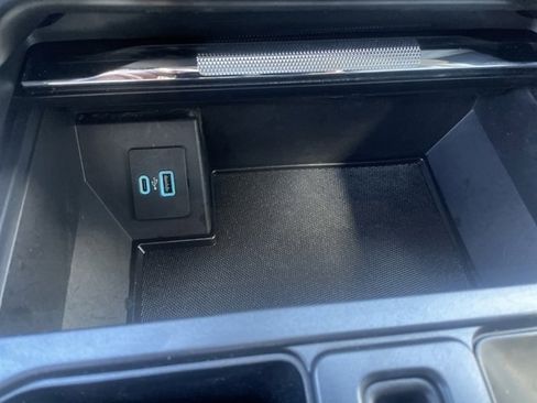 Used 2022 Ford F150 Lariat image 43