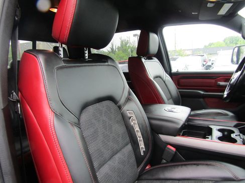 Used 2019 RAM 1500 Rebel w/ Rebel Level 2 Equipment Group AWD/4WD image 10