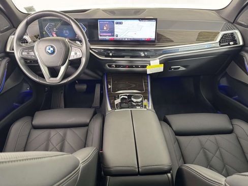 Used 2025 BMW X5 xDrive50e w/ Premium Package AWD/4WD image 5