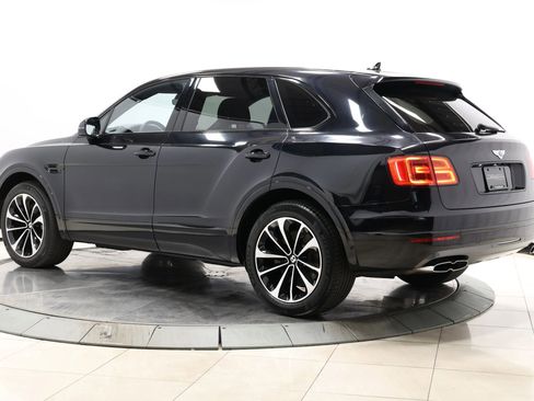 Used 2019 Bentley Bentayga AWD/4WD image 62