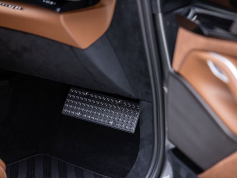 Certified 2023 Ferrari Purosangue image 87