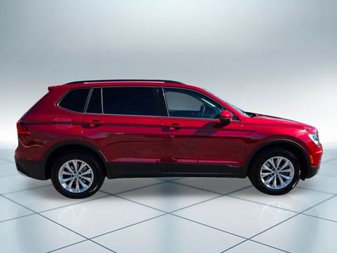 Used 2018 Volkswagen Tiguan S FWD image 4