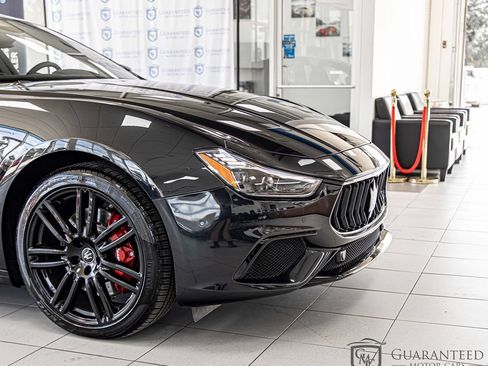 Used 2024 Maserati Ghibli Modena Q4 AWD/4WD image 4