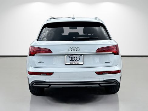 Used 2024 Audi Q5 2.0T Premium w/ Convenience Package AWD/4WD image 4