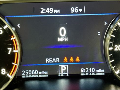 Used 2025 Nissan Altima 2.5 SV FWD image 18