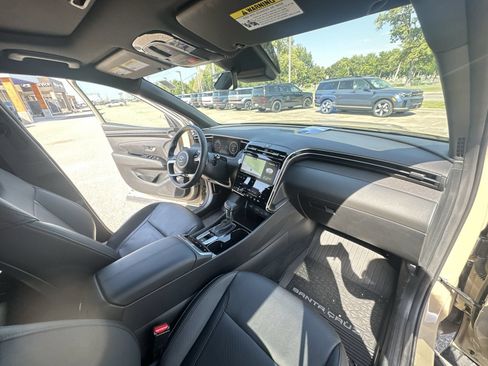 Used 2024 Hyundai Santa Cruz Limited AWD/4WD image 30