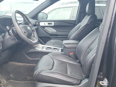 Used 2020 Ford Explorer ST w/ ST High-Performance Pack image 10